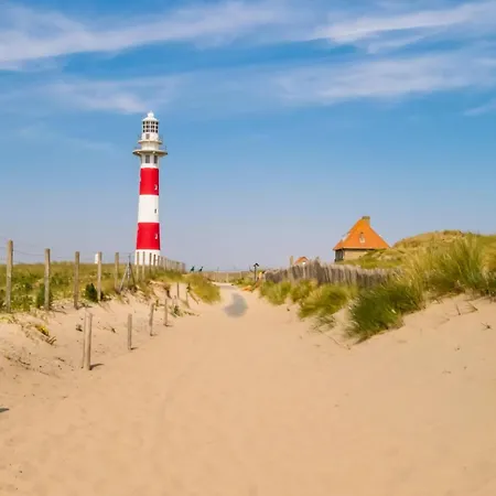 Cozy With Every Comfort, Cleaning Included * Nieuwpoort